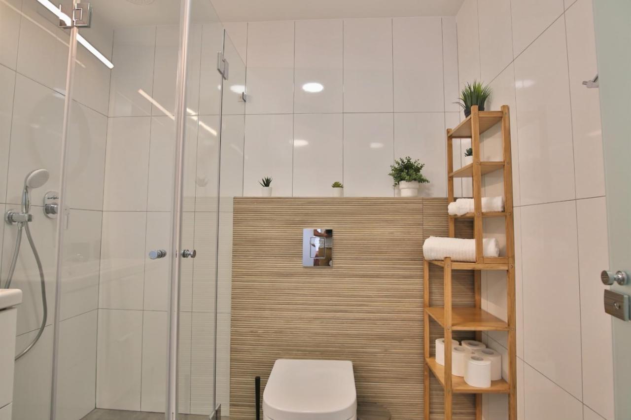Cozy And Stylish 1-Bedroom Apartment Нетанья Екстер'єр фото